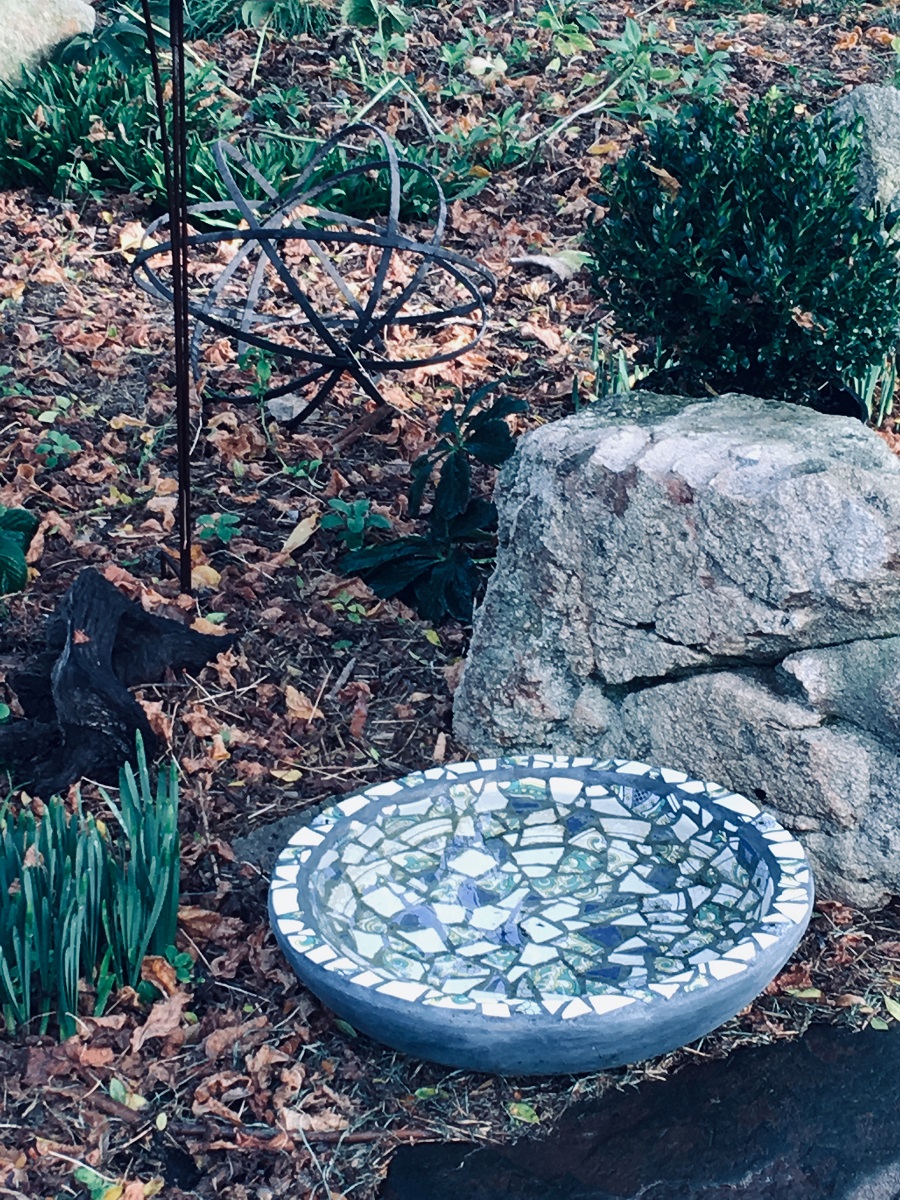 Mosaic Birdbaths Workshop – Sat 24th AUGUST, 2019 thumbnail